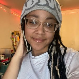 Meet your Posher, Diamond